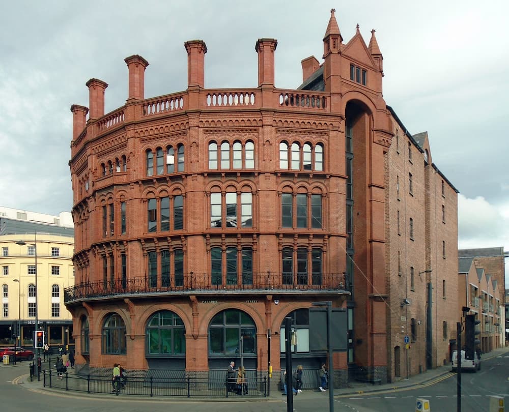 BUILDING EXTERIOR